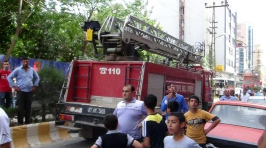 Kızıltepe'de &Ccedil;ıkan Yangın Paniğe Neden Oldu