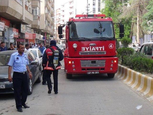 Kızıltepe'de Çıkan Yangın Paniğe Neden Oldu