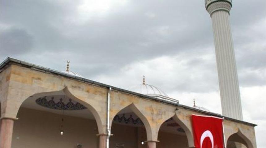 Kayseri'de Emel Mehmet Tarman Camii T&ouml;renle Hizmete Girdi
