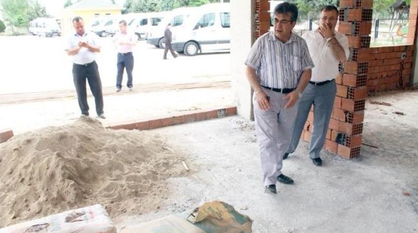 Yenişehir Terminaline Yolcu Bekleme Binası