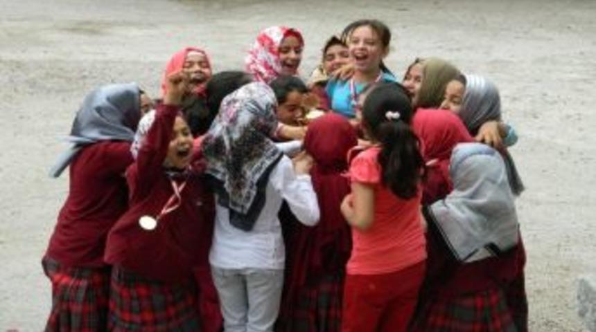 Y&uuml;reğir İmam Hatip Ortaokulu 'Bahar Şenlikleri' &Ccedil;ekişmeli Ge&ccedil;ti