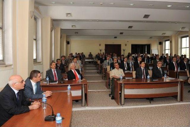 Vali Yılmaz dan  tanışma  Toplantısı 2