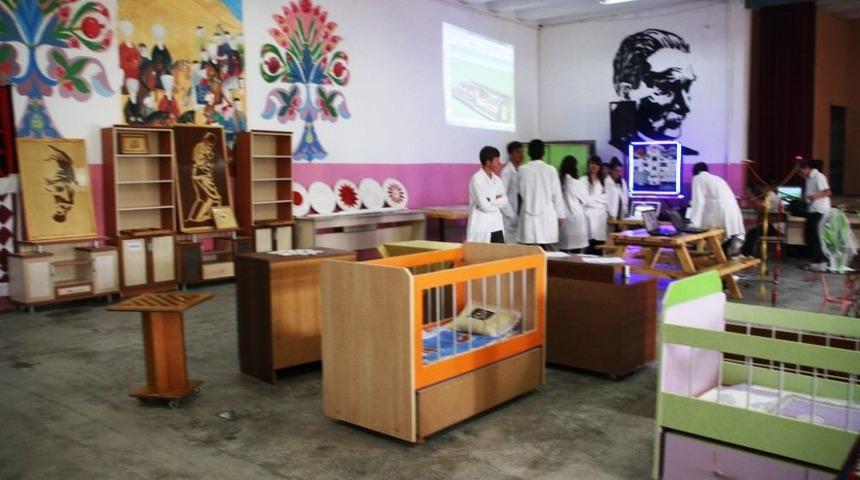 G&uuml;lnar Teknik Ve End&uuml;stri Meslek Lisesi &Ouml;ğrencileri H&uuml;nerlerini Sergiledi