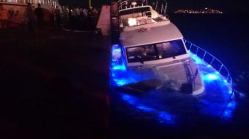 L&uuml;ks Yat Batmaktan Son Anda Kurtarıldı