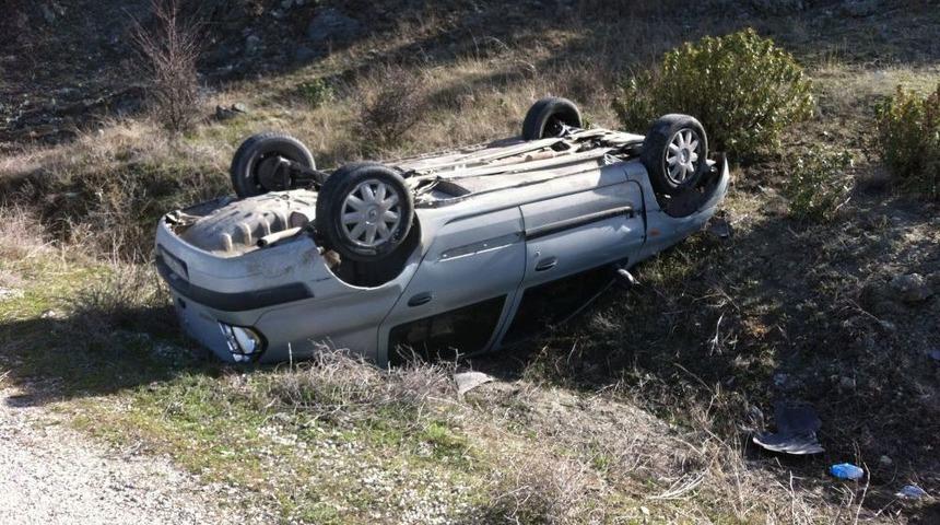 Beypazarı-Mihalı&ccedil;&ccedil;ık Yolu Kazalara Davetiye &Ccedil;ıkarıyor