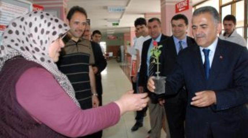 Melikgazi'den Vergisini Yatırana &Ccedil;i&ccedil;ek