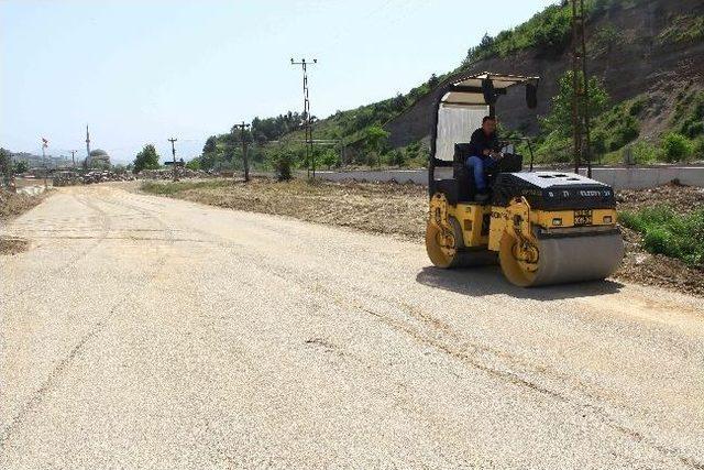 Belediye Çalışmalarını Sürdürüyor