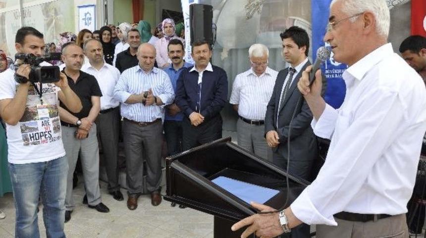 Komek Derince Ve Osmangazi Yerel Sergileri A&ccedil;ıldı