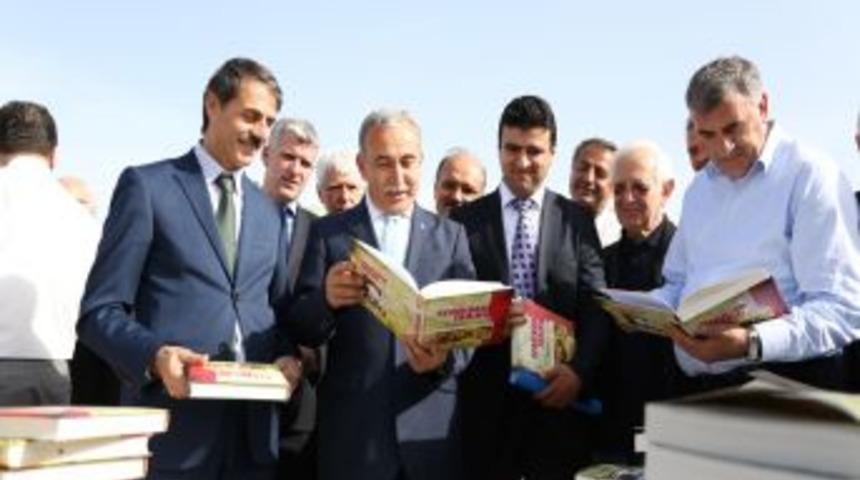 Serdivan'ın Tarihi Kitaplaştırıldı