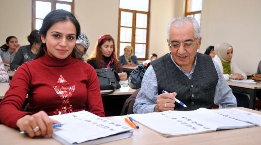 Osman Gazi Semt Konağı Hizmete A&ccedil;ılıyor