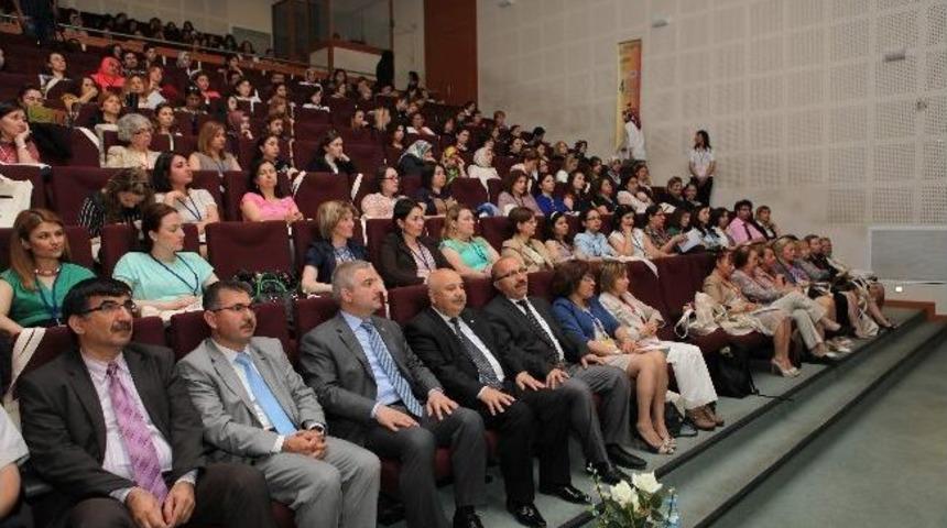 &ldquo;&ccedil;ocuk Hakları, &Ccedil;ocuk Sağlığı Ve Pediatri Hemşireliği&rdquo; Paneli