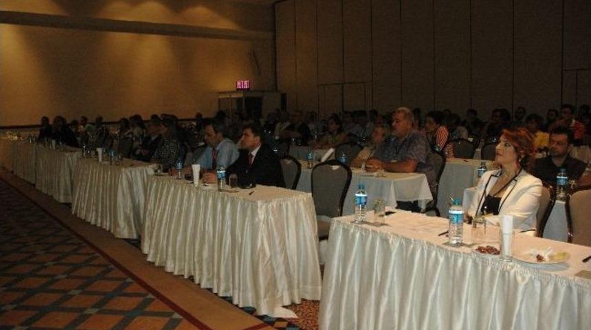 Aile Hekimleri &ldquo;doğu Akdeniz Aile Hekimliği Sempozyumu&rdquo;nda Buluştu