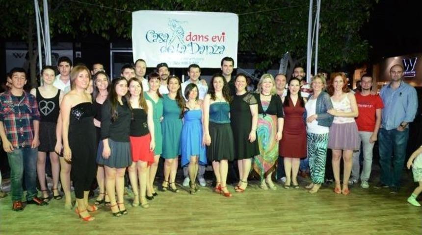 Şinasi Efendi&rsquo;de Dans G&ouml;sterisi