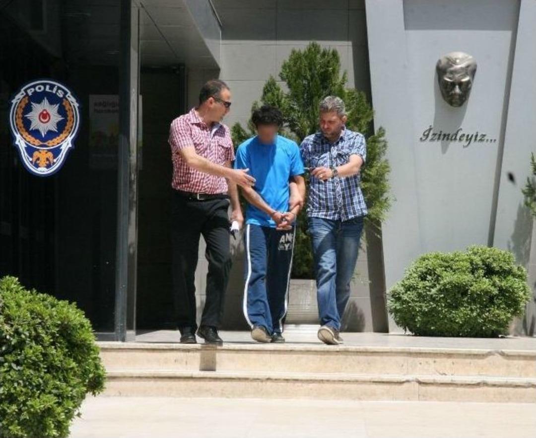 &Ccedil;arptığı Polisi 500 Metre S&uuml;r&uuml;kleyen S&uuml;r&uuml;c&uuml; Adliyeye Sevk Edildi