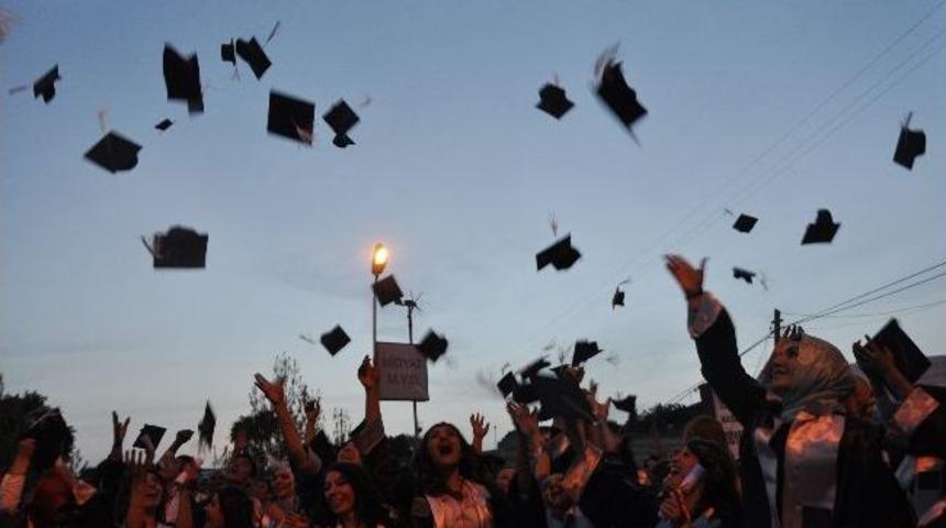 Midyat Myo &Ouml;ğrencilerinden Mezuniyet Balosu