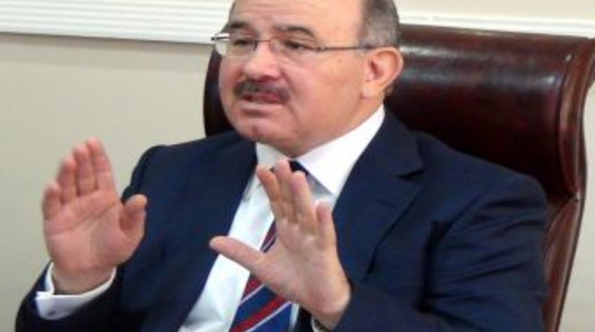 &Ccedil;elik, CHP&rsquo;nin 1944'te Illere G&ouml;nderdiği Alkolle Ilgili Genelgeyi Okudu