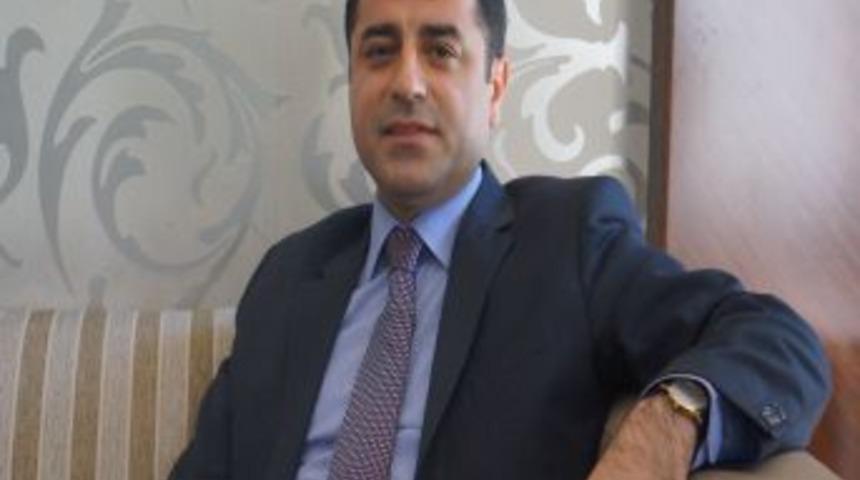 Demirtaş: İmralı'ya Gidecek Heyette G&uuml;ltan Hanım'ın Olmasını Arzuluyoruz