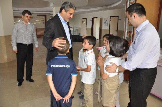 202 Bin Adet Mavi Kapak Topladılar 2