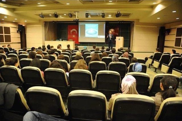 Erzurum&rsquo;da Beden Dili Ve Etkili İletişim Semineri 1