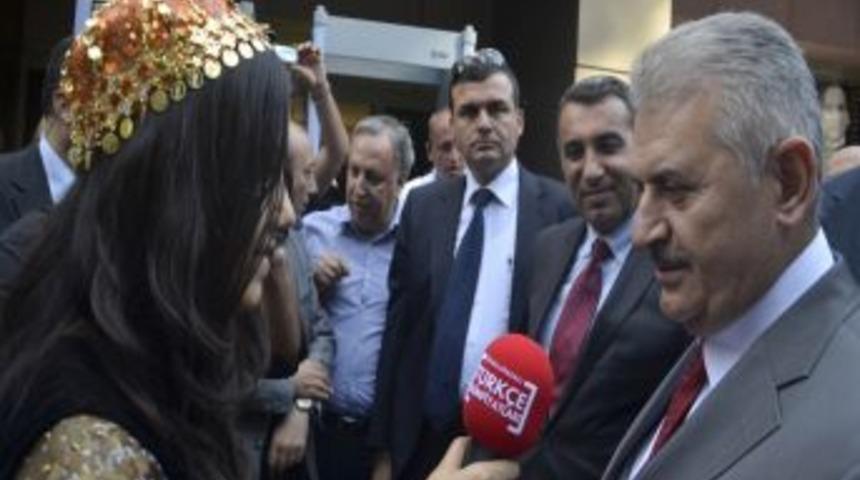 T&uuml;rk&ccedil;eyi &Ouml;ğrenen Suriyeli Yadigar, Ilk R&ouml;portajını Bakanla Yaptı
