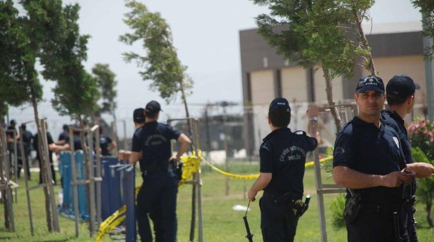 Başbakan Erdoğan, 4 Helikopterin Eskortluğunda Reyhanlı'ya Ge&ccedil;ti