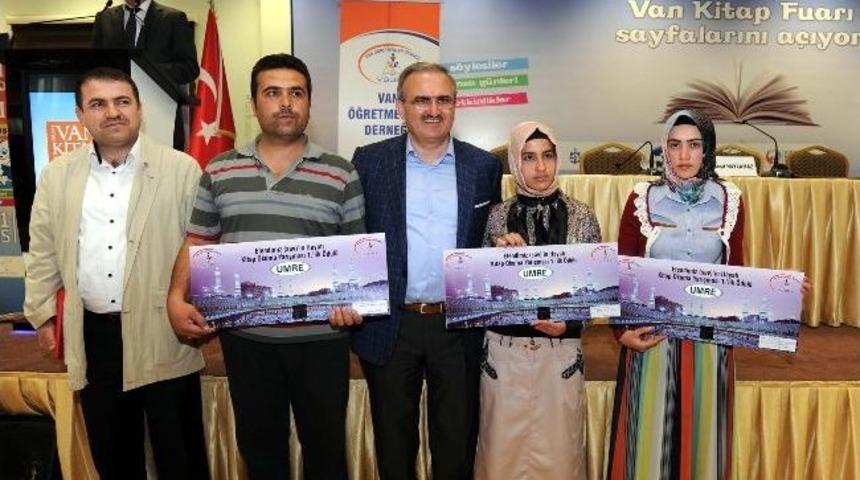 Van&rsquo;da 'kutlu Doğum' Yarışmasında Dereceye Girenlerin &Ouml;d&uuml;lleri Verildi