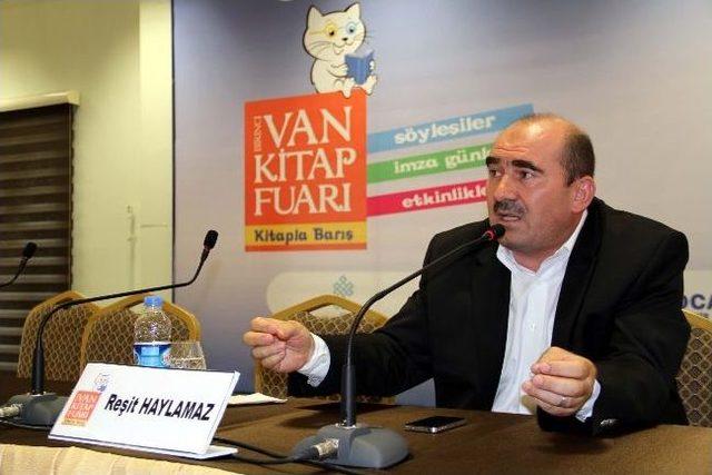 Van&rsquo;da  kutlu Doğum  Yarışmasında Dereceye Girenlerin &Ouml;d&uuml;lleri Verildi 2