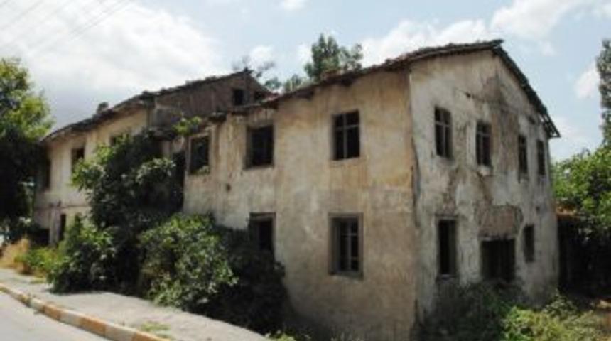 Tarihi G&uuml;rsu Su Değirmeni Yeniden Hayat Buluyor