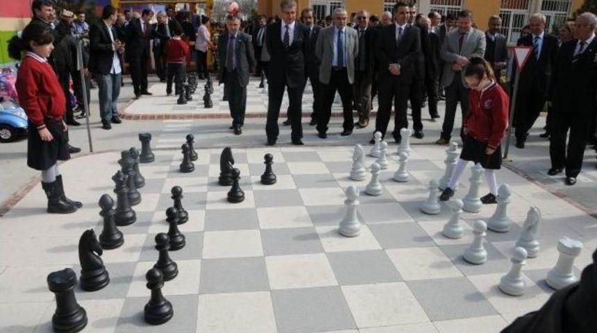 &Ccedil;ocuklar Oynaya Oynaya &Ouml;ğrenecek