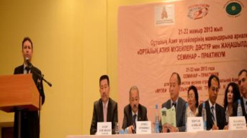 Bursa&rsquo;dan Orta Asya&rsquo;ya K&uuml;lt&uuml;rel A&ccedil;ılım