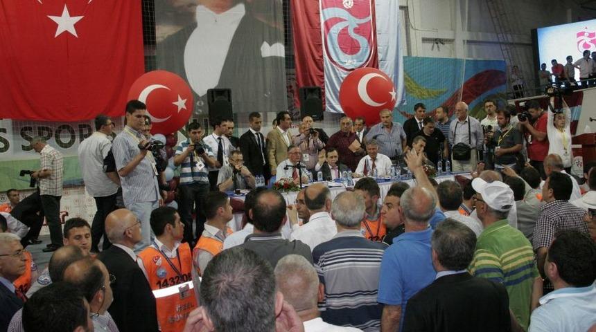 Trabzonspor'da Yeni Yönetimin Görev Süresi 2 Yıl Uzatıldı