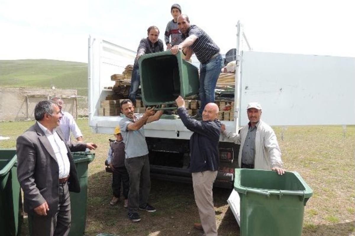 K&ouml;y Stat&uuml;s&uuml;nden Mahalle Stat&uuml;s&uuml;ne Ge&ccedil;en Aydıntepe Mahallesi &Ccedil;&ouml;p Bidonları İle Buluştu