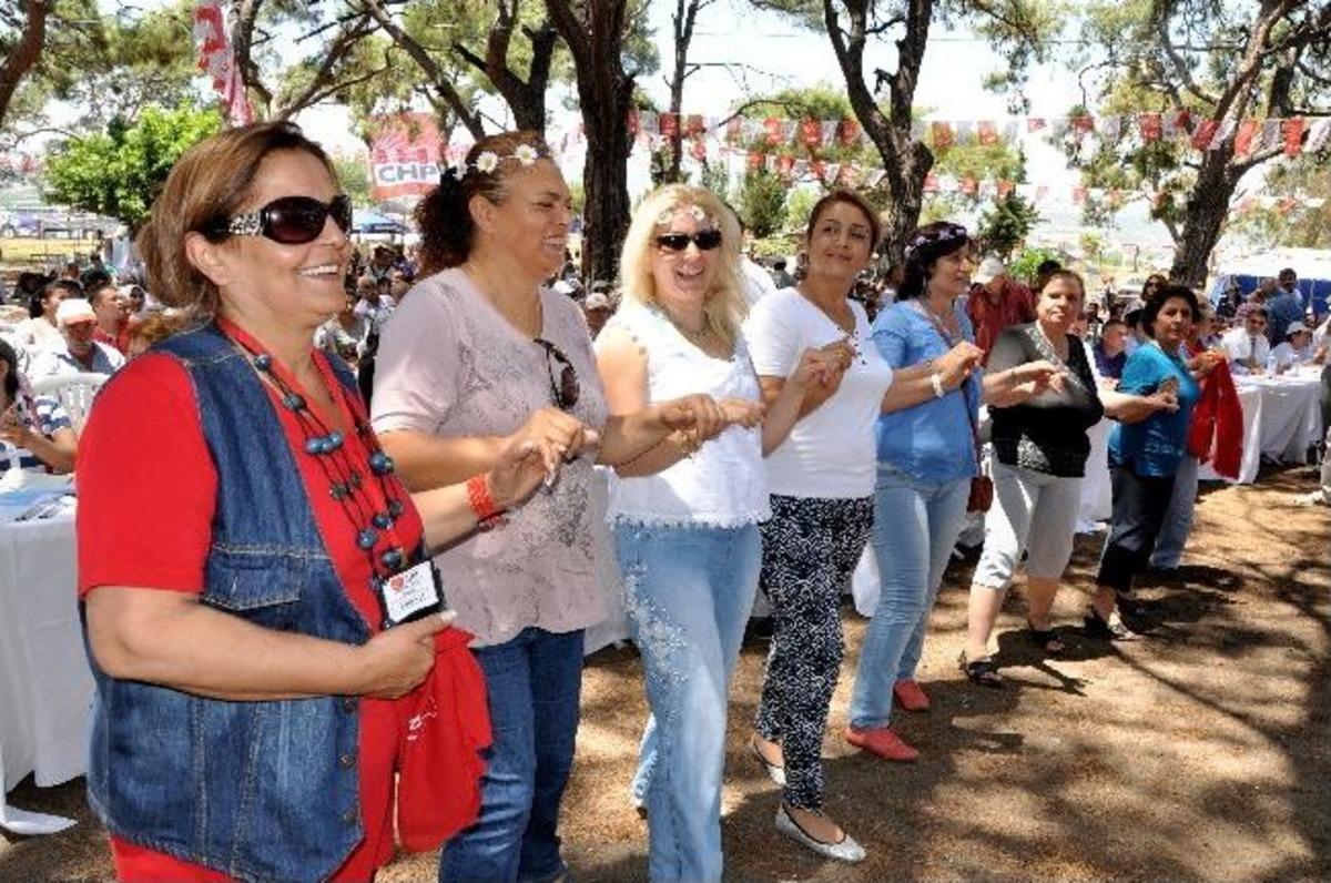Erdemli&rsquo;de Cumhuriyet Ve Gen&ccedil;lik Ş&ouml;leni