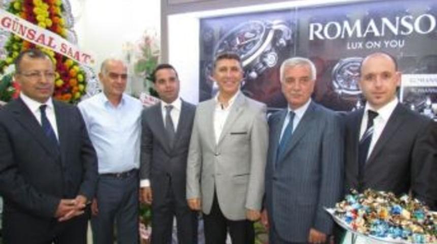 &Ouml;demiş Protokol&uuml; Saat Mağazası A&ccedil;ılışında Buluştu