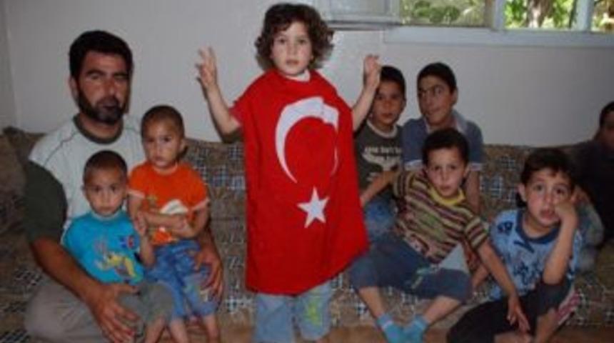 Reyhanlı'daki Suriyeliler Korkudan Başbakan'ı Evde Televizyondan İzledi