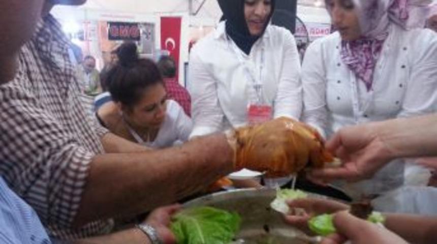 Fuarda &Ccedil;iğk&ouml;fte İzdihamı