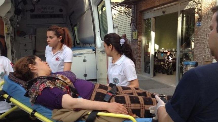 Eltilerin Kavgasında Kan D&ouml;k&uuml;ld&uuml;