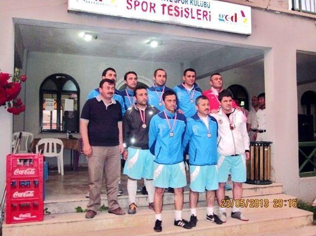 Halı Saha Futbol Turnuvası'nın Şampiyonu Pehlivanlarspor