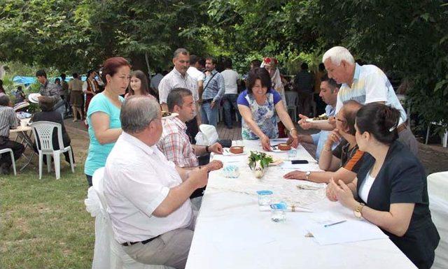 En Güzel Yoğurdu Mayaladı, Altını Kaptı 1