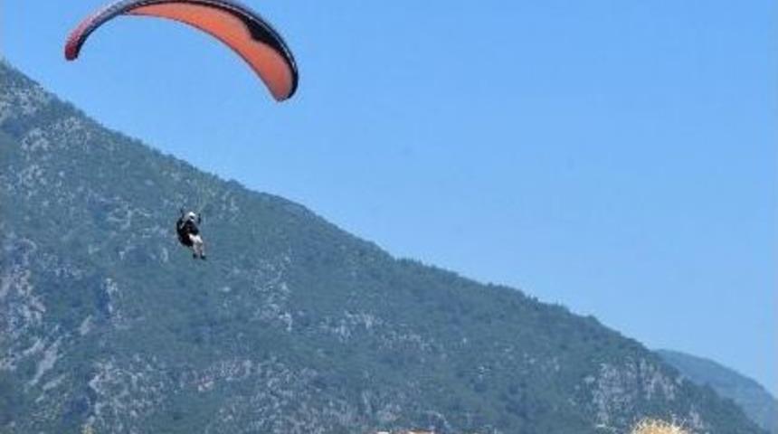 K&ouml;yceğiz'de Yama&ccedil; Paraş&uuml;t&uuml; Festivali