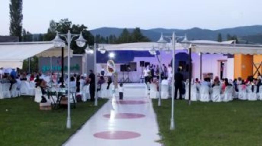 G&ouml;ksu parkta muhteşem kutlama