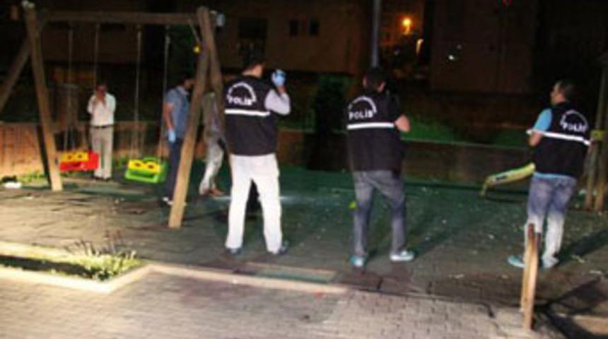 &Uuml;mraniye'de korkutan patlama