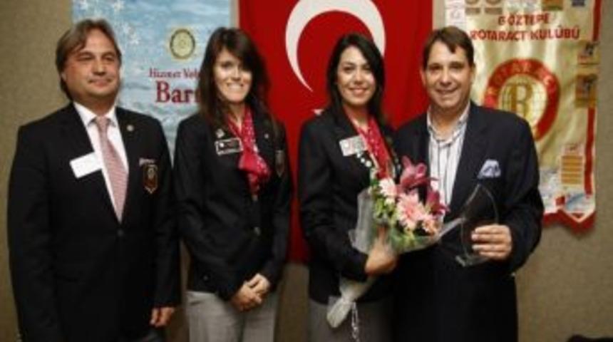 Hakan Tartan&rsquo;a &lsquo;meslek Hizmet &Ouml;d&uuml;l&uuml;&rsquo;