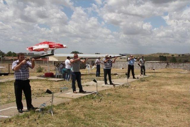 İlk Atış Başkan Çağlayan’dan