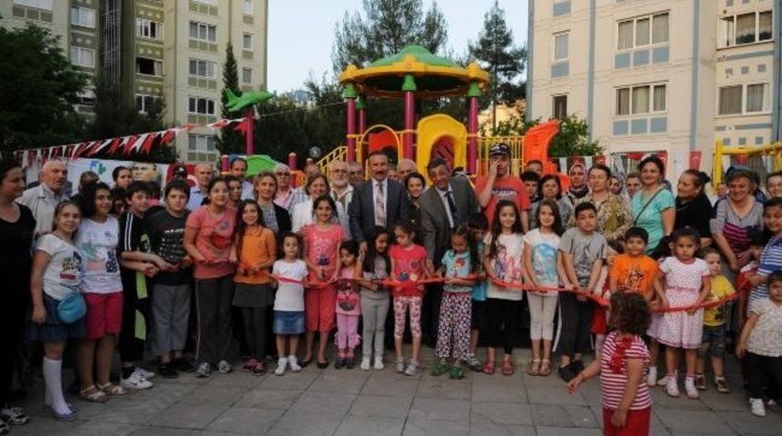 Bir G&uuml;nde 4 Park A&ccedil;ılışı