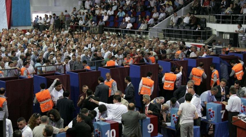 Trabzonspor Kul&uuml;b&uuml; Olağan&uuml;st&uuml; Genel Kurulu&rsquo;nda Oy Kullanma Işlemleri Başladı