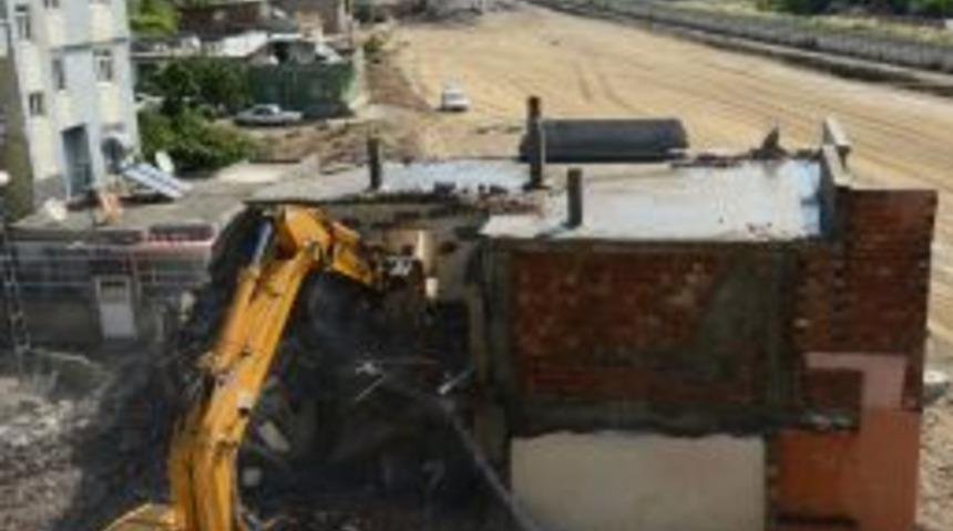 Ray Sokak&rsquo;ta Yıkım Tamamlandı