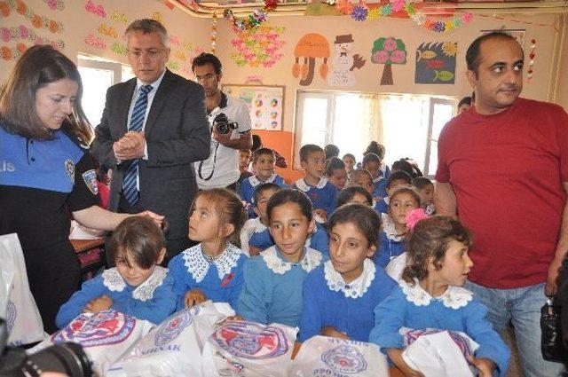 Şırnak Emniyet Müdürlüğü nden Türkiye Birincilerine Ödül 1