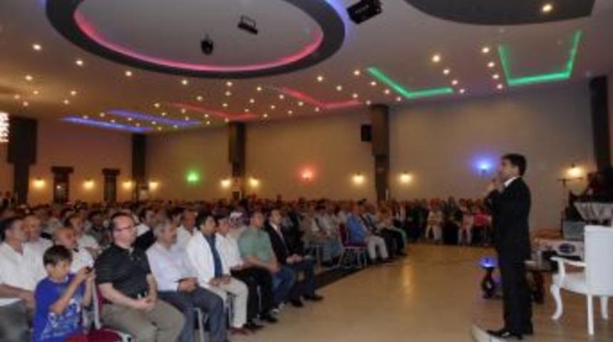 Saim Orhan, T&uuml;rkiye'yi Yurt Dışında En G&uuml;zel T&uuml;rk Okulları Tanıtıyor