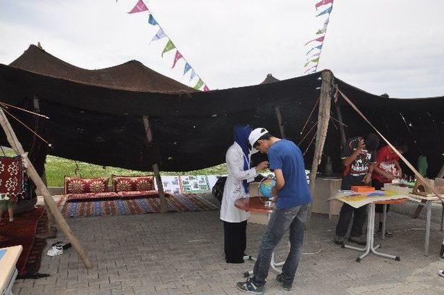 İlkokul Öğrencileri Bilim Şenliği Düzenledi